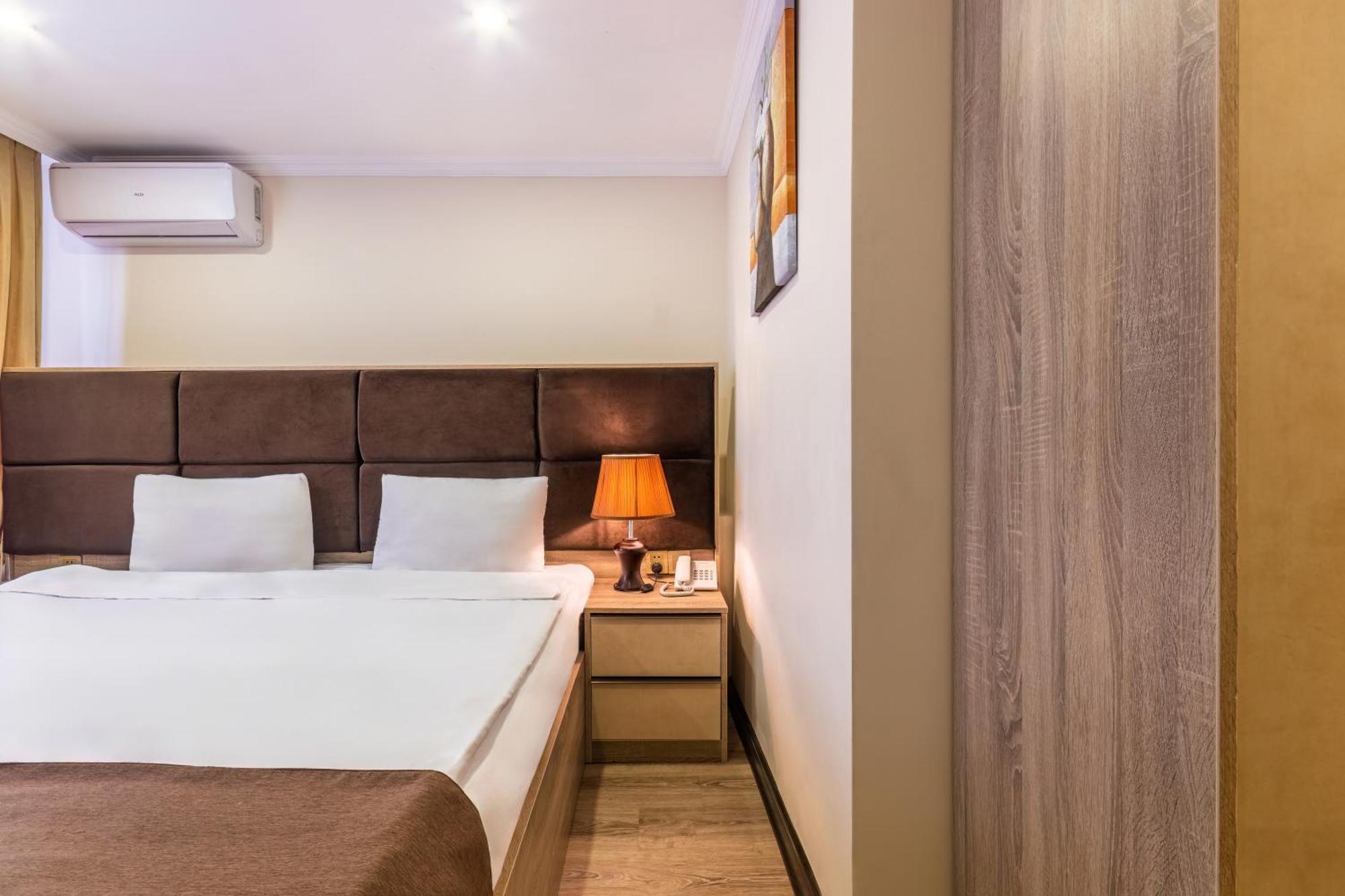 Deluxe Hotel Baku Zewnętrze zdjęcie